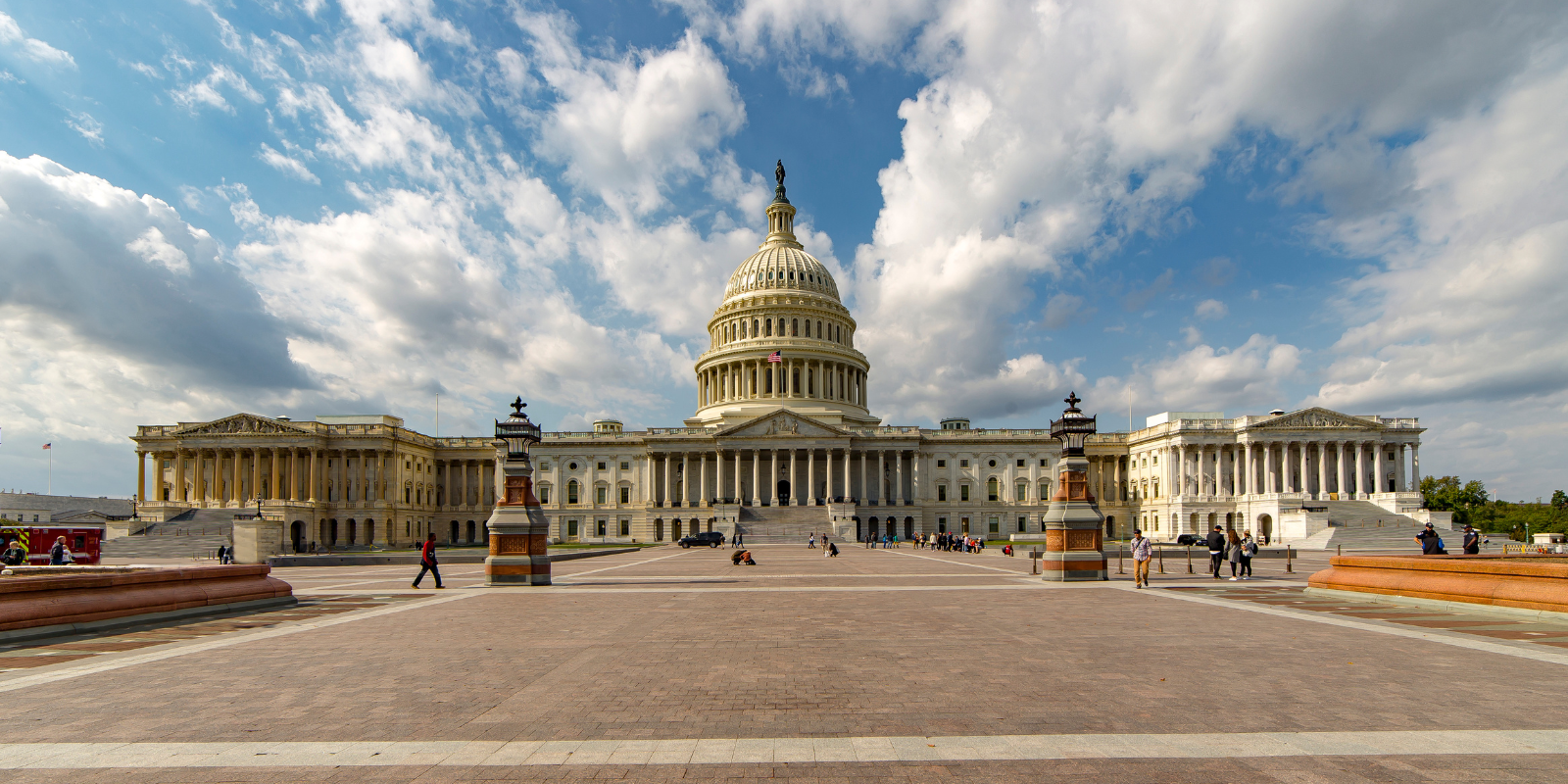 Senate bill would restore collective bargaining rights for federal workers 